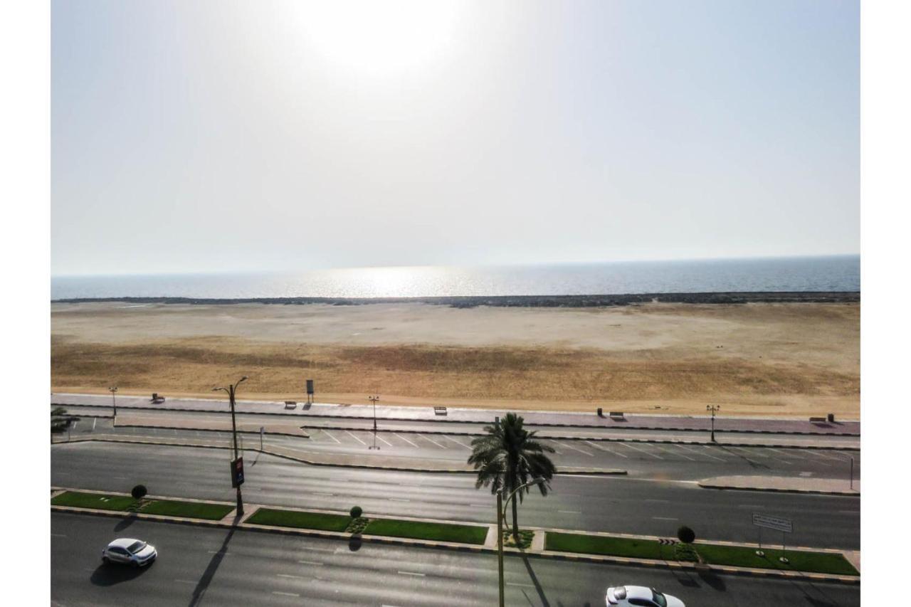 Bareen Hotel Ajman Exterior photo